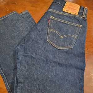 Men's LEVIS 501 Button Fly Dark Blue Denim size 38x30